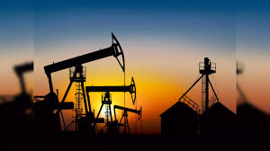 Oil price fluctuates as war escalates